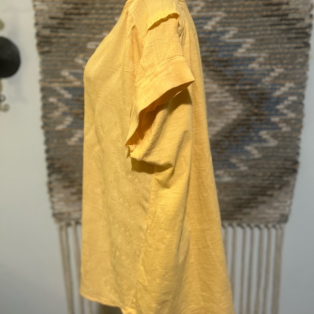 Democracy Elegant Yellow Women's Top - Picture 5 of 11
